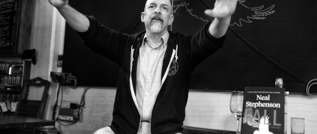 Neal Stephenson en 2019. Photo CC / Christopher Michel.